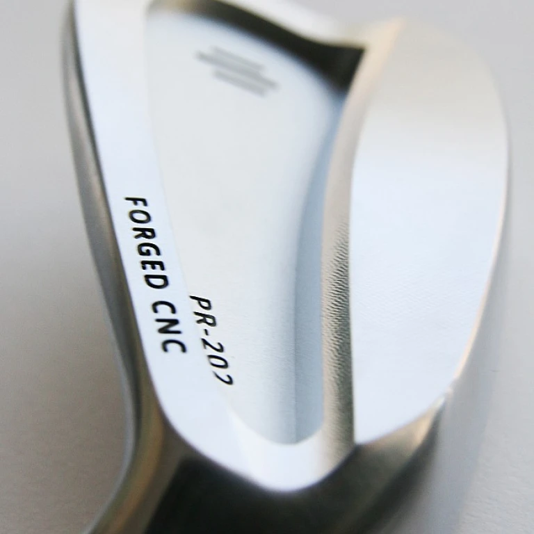 Understanding the Differences Between Scramble and Shamble Formats in Luxury Golf