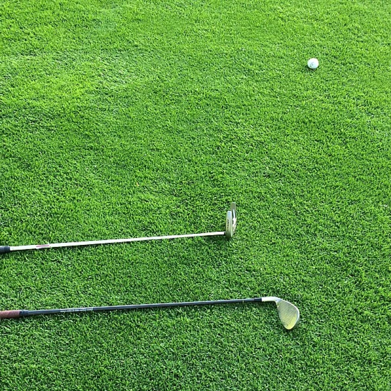 Exploring the Elegance of Scrolf Golf: A Luxurious Experience